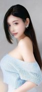 班长让我吃他我脱她衣服小说